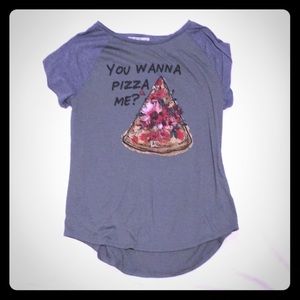 “Do you wanna pizza me” shirt🍕❤️🧡💛